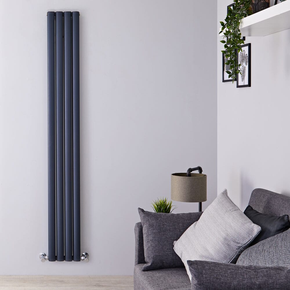Radiatore di Design Verticale Moderno - Pannello Doppio - Antracite - 1800mm x 230mm - Revive Air