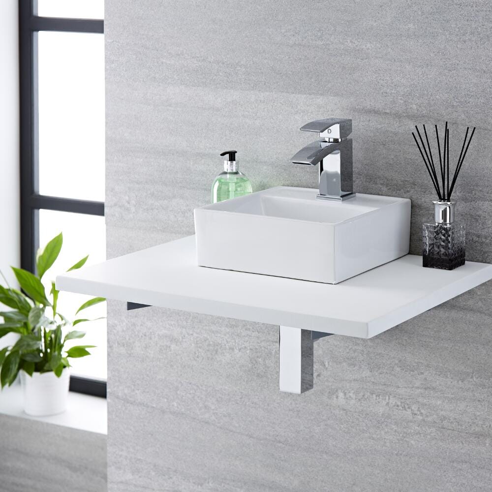 Lavabo Bagno da Appoggio Sospeso Quadrato in Ceramica 280x280mm con Rubinetto Miscelatore – Halwell