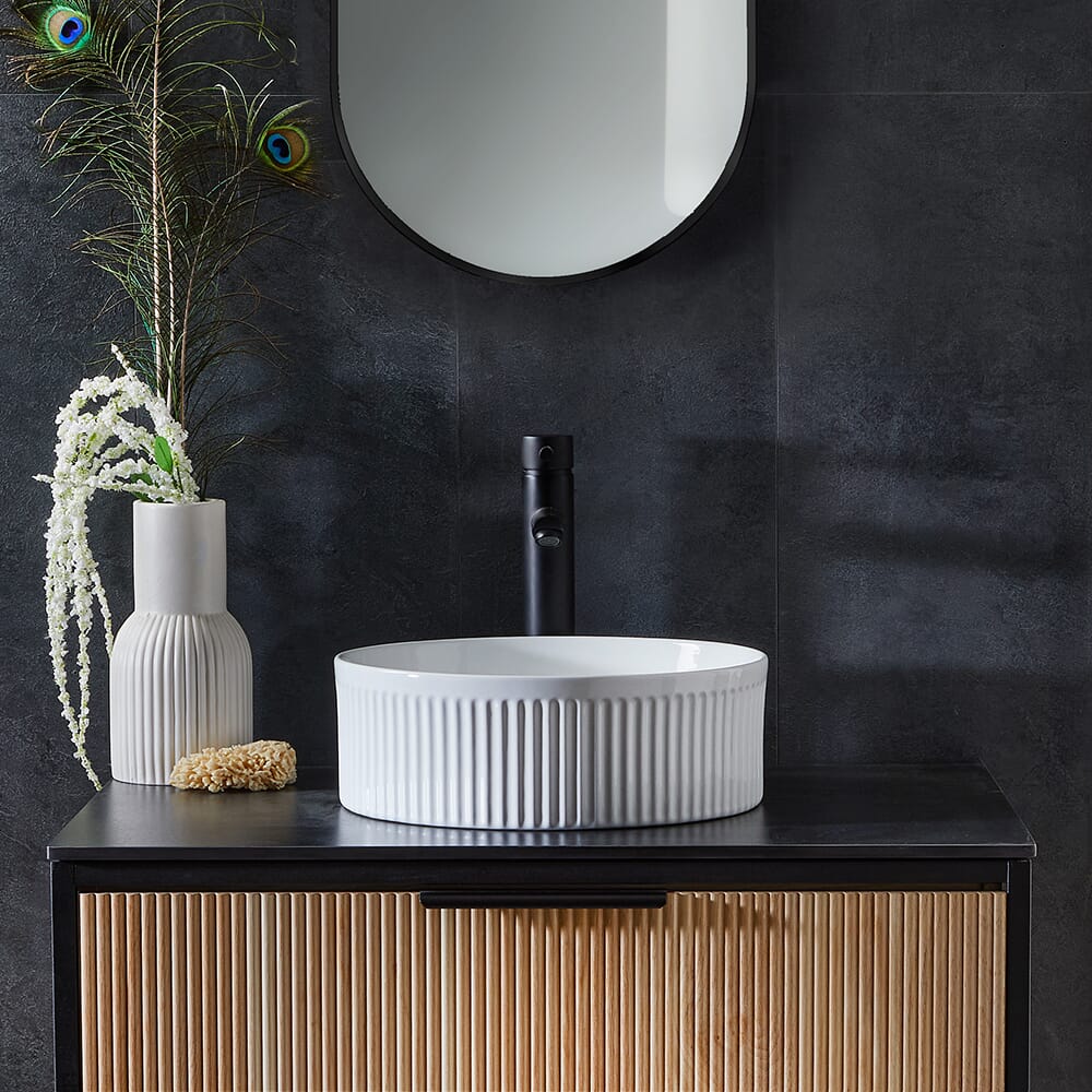 Lavabo da Appoggio Rotondo Scanalato Bianco - 370 mm (senza Fori per il Rubinetto) - Florence