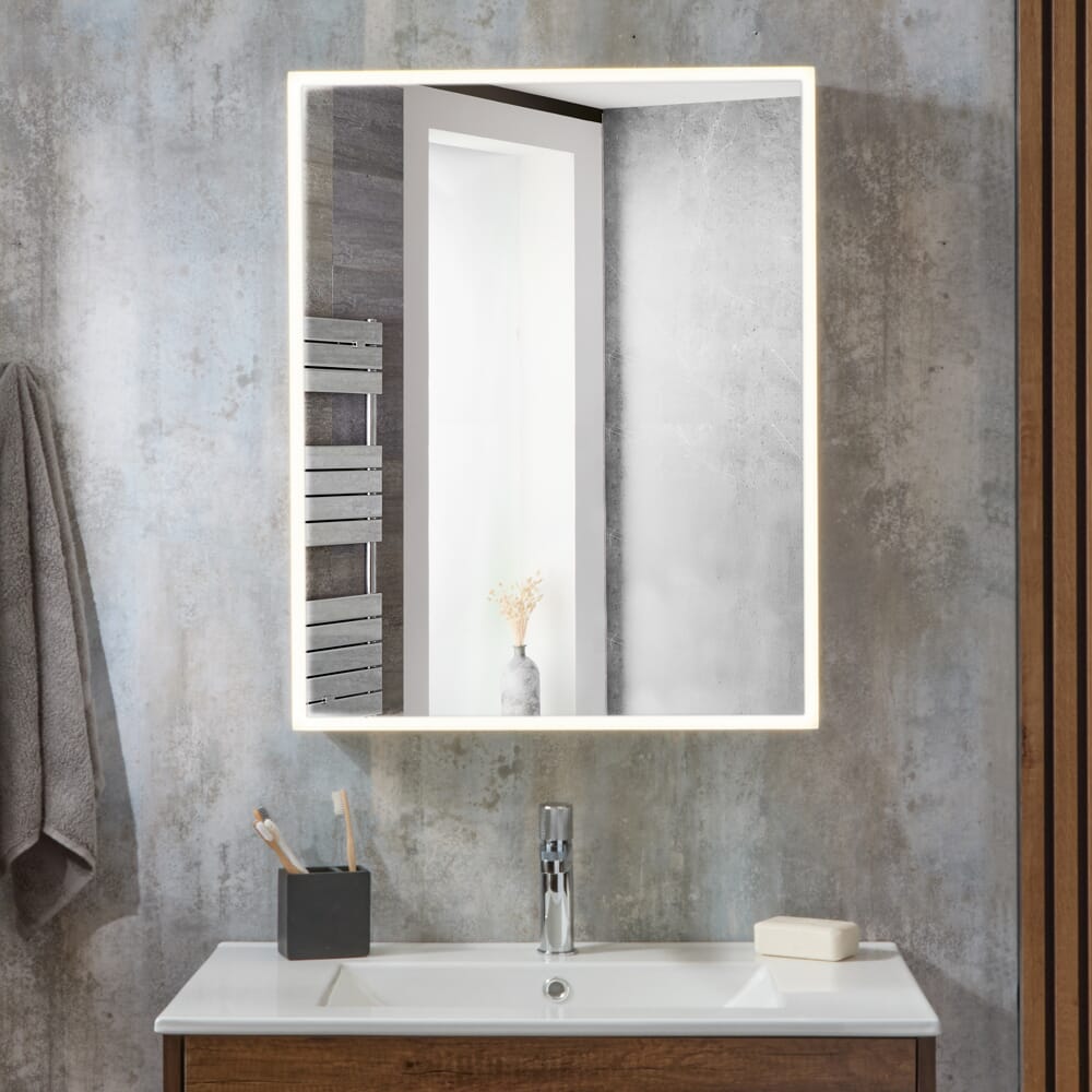 Armadietto a Specchio con Illuminazione a LED - 600mm x 750mm - Amelia