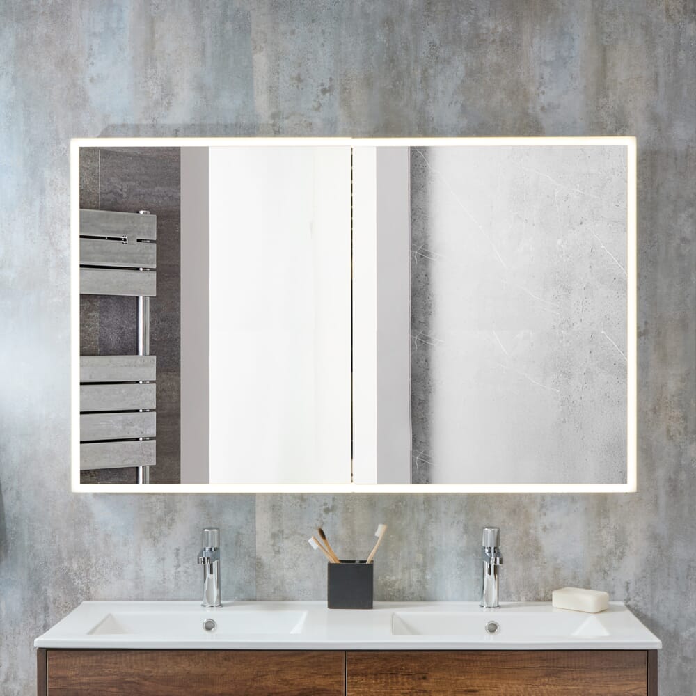 Armadietto a Specchio con Illuminazione a LED - 1200mm x 750mm - Amelia