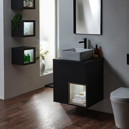 Mobile Bagno Sospeso con Ripiano Aperto da 600mm - Scelta di Finiture, Lavabo e Luci LED - Hoxton