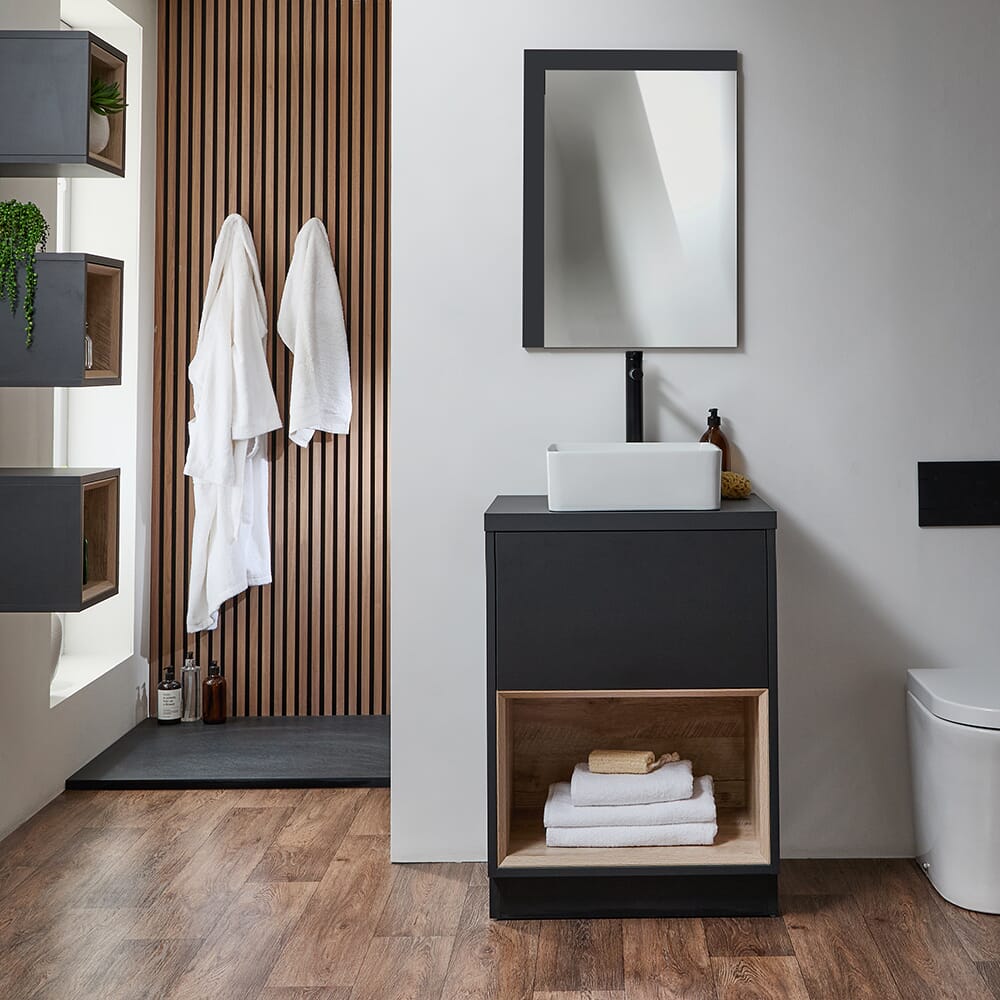 Mobile Bagno con Ripiano Aperto da 600mm - Scelta di Finiture, Lavabo e Luci LED - Hoxton