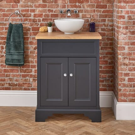 Mobile Bagno da 645mm - Scelta di Finitura, Lavabo e Maniglie - Thornton