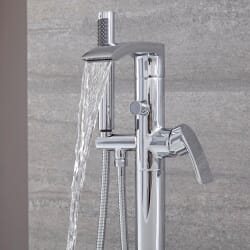 Gruppo Vasca Esterno da Terra con Bocca, Doccetta e Colonna a Pavimento per Vasche Centro Stanza - Razor