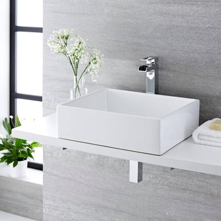 Lavabo Bagno da Appoggio Quadrato in Ceramica 490x390mm con Rubinetto Monoforo - Haldon