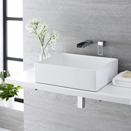 Lavabo Bagno da Appoggio Ovale 480x350mm in Ceramica Completo con Rubinetto Miscelatore – Otterton