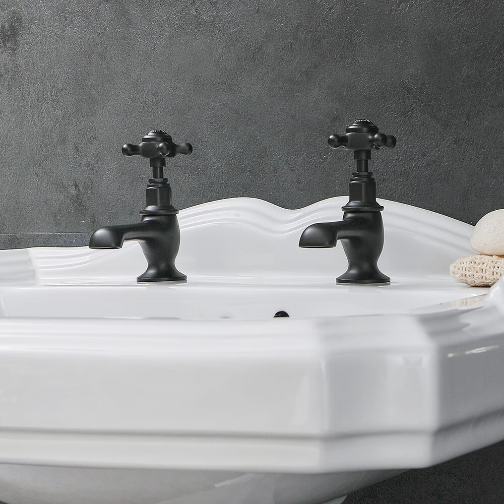 Coppia Rubinetti Neri Opachi Per Lavabo A 2 Fori, Design Moderno Con Aeratore A Bolle, Flusso 45°