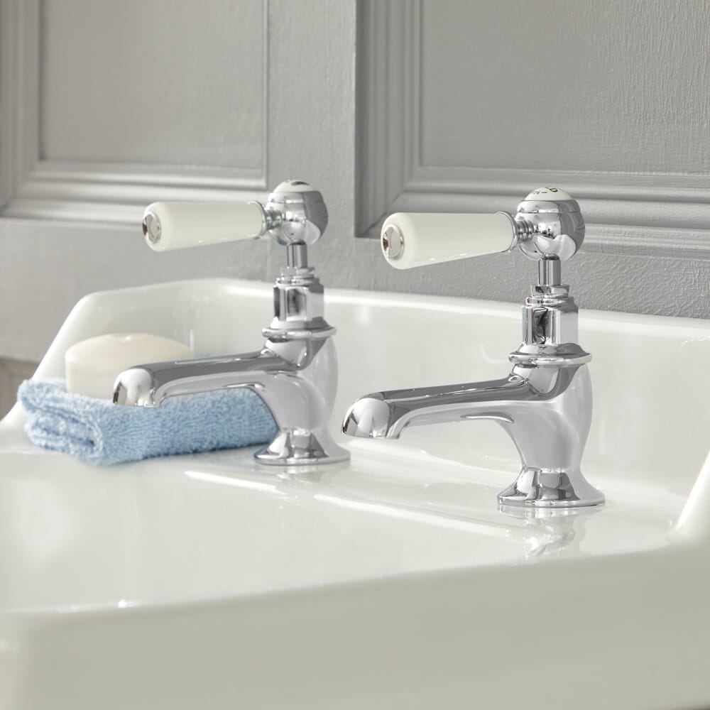 Coppia Rubinetti Singoli per Lavabo Design Tradizionale Finitura Cromata e Bianca con Maniglie a Leva  - Elizabeth