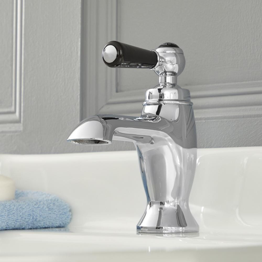 Hudson Reed Elizabeth -  Rubinetto per Lavabo Monoforo Design Tradizionale con Maniglie a Leva - Cromato e Nero