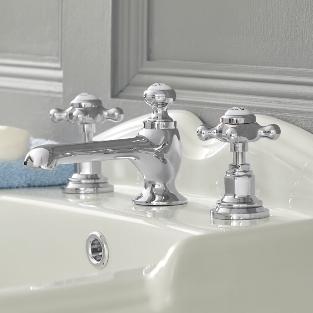 Rubinetto Miscelatore Lavabo a 3 Fori Design Tradizionale Finitura Cromata e Bianca con Maniglie a Croce - Elizabeth