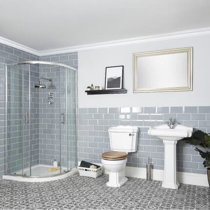 Set Bagno Tradizionale Completo di Bo x Doccia Angolare, Sanitario WC e Lavabo su Colonna - Legend