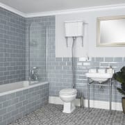 Set Bagno Tradizionale Completo di Vasca da Bagno, Sanitario con Cassetta Alta e Lavabo con Consolle - Richmond