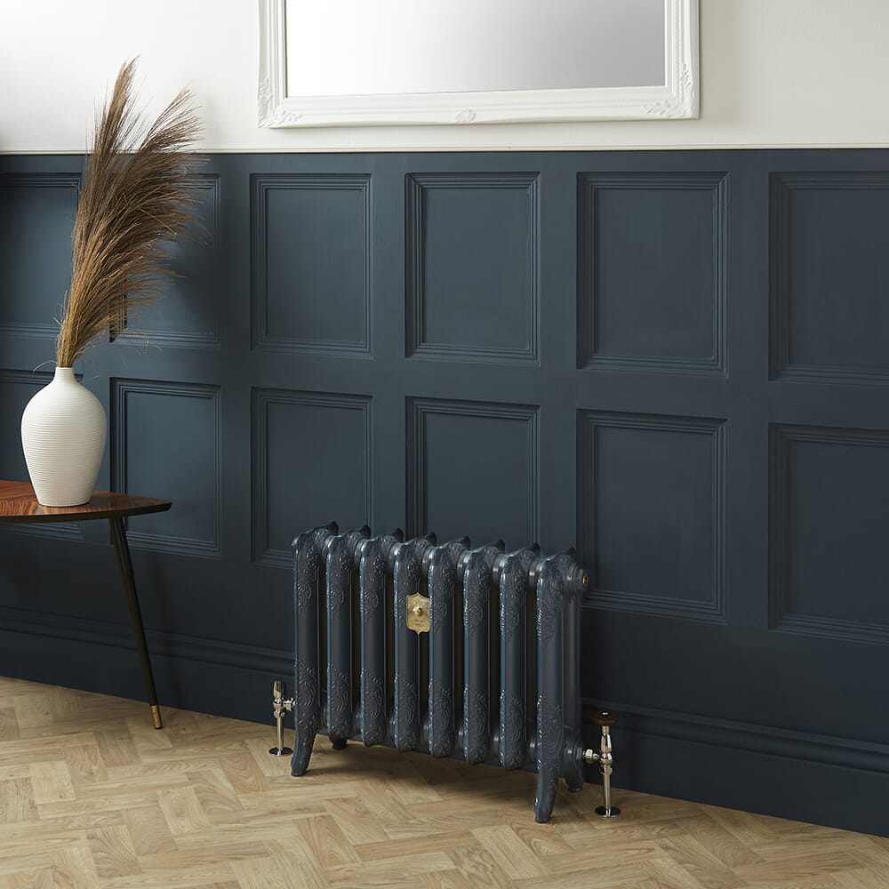 Radiatore Tradizionale in Ghisa a 2 Colonne - Alto 510mm - Finitura Blu Hague Blue di Farrow & Ball - Charlotte