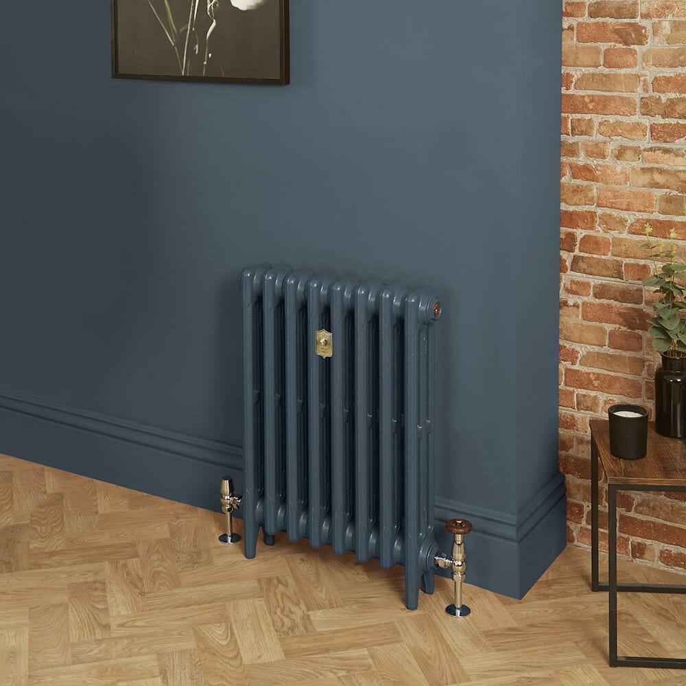 Radiatore Tradizionale in Ghisa a 3 Colonne - Alto 560mm - Finitura Blu Hague Blue di Farrow & Ball - Mercury