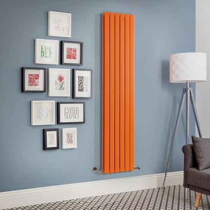 Radiatore di Design Verticale Piatto - Pannello Doppio- Scelta di Finiture e Dimensioni - Delta