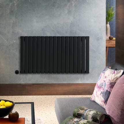 Radiatore Elettrico di Design Orizzontale Piatto - Nero - 635mm x 1190mm (Pannello Singolo) - con Elemento Elettrico Termostatico Wi-Fi - Delta - ECOSO by Hudson Reed