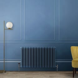 Radiatore Orizzontale Tradizionale a Tripla Colonna - Scelta di Finiture e Dimensioni Blu - Regent