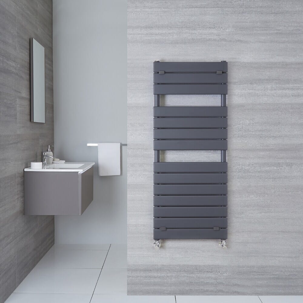 Scaldasalviette di Design Antracite con Pannelli Piatti - 1213 x 500mm - Lustro