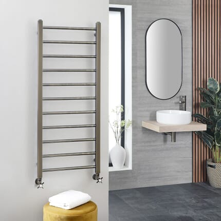 Scaldasalviette Piatto in Acciaio Inox - Oro Scuro - Scelta di Dimensioni - Ezra