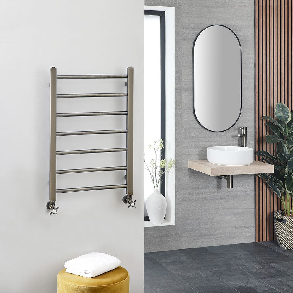 Scaldasalviette Piatto in Acciaio Inox - Oro Scuro - Scelta di Dimensioni - Ezra