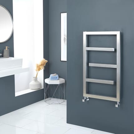 Scaldasalviette di Design Finitura - Acciaio Inossidabile Satinato - 880mm x 500mm - Eclipse