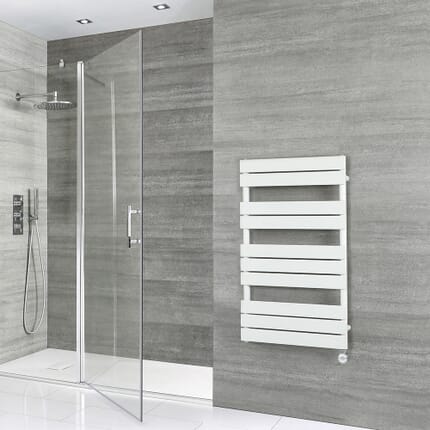 Scaldasalviette Elettrico di Design Bianco con Elemento Termostatico - Pannelli Piatti - 975 x 600mm - Lustro