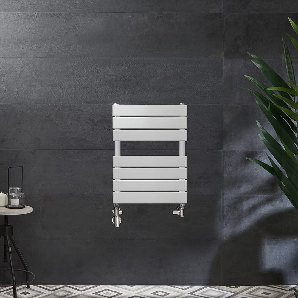 Scaldasalviette Misto Bianco  - 600mm x 400mm - incl. 400 Watt Elemento Riscaldante e Valvole - Lustro