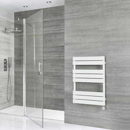 Scaldasalviette Elettrico di Design Bianco con Elemento Termostatico - Pannelli Piatti - 825 x 600mm - Lustro