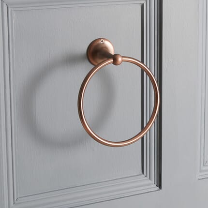 Porta Salviette Tradizionale ad Anello - Bronzo Lucidato ad Olio - Elizabeth