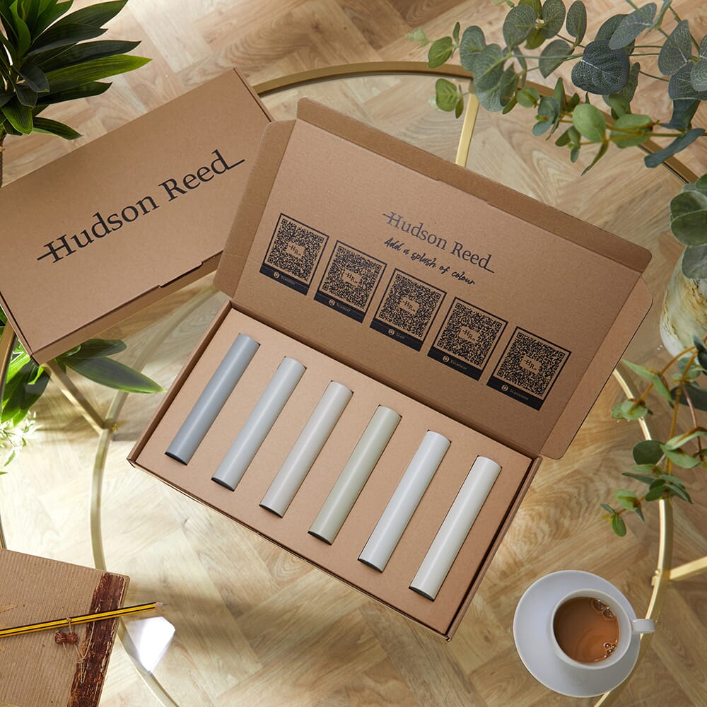 Scatola di Campioni di Colore per Radiatori - Una Selezione di Tutte le Finiture Neutre