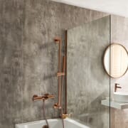 Sistema Doccia con Miscelatore Termostatico a Barra Rotondo con Erogatore Vasca, Doccetta e Asta Saliscendi - Scelta di Finiture - Arlo