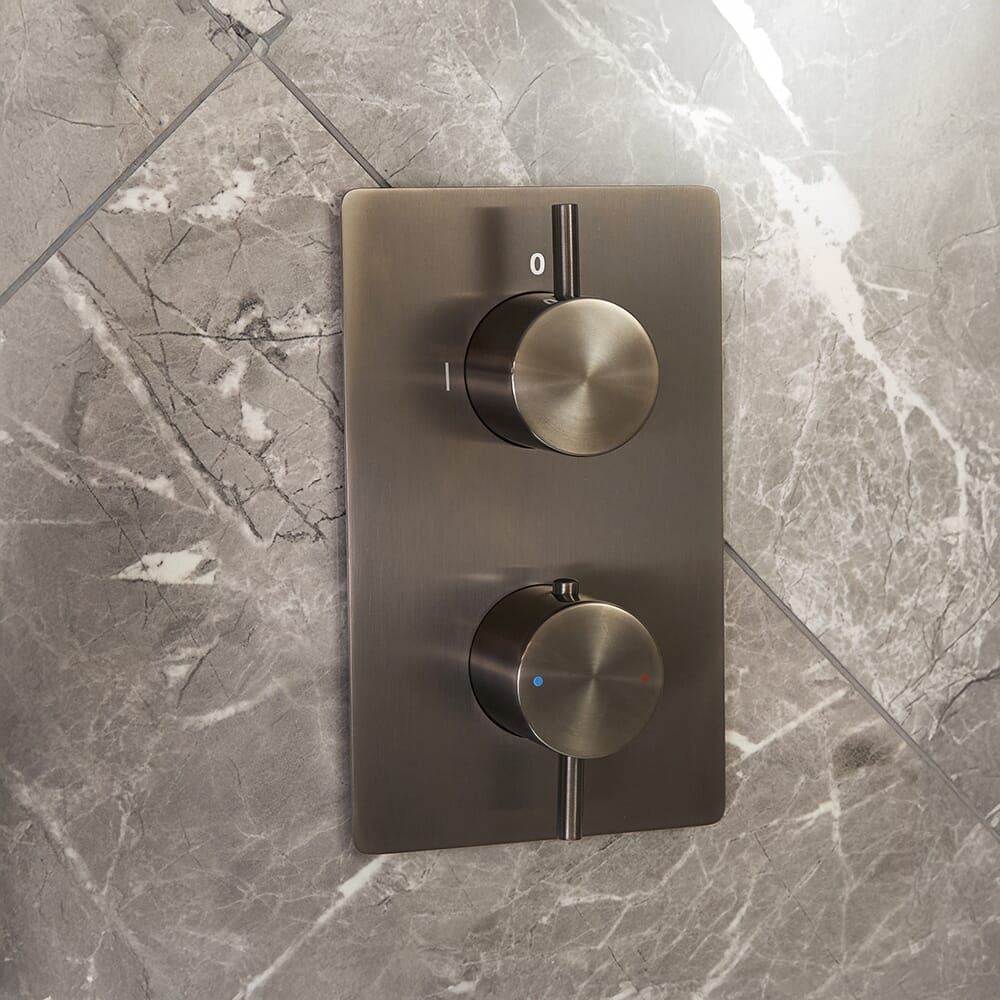 Miscelatore Doccia Termostatico a 2 Vie - Finiture a Scelta
 - Otto