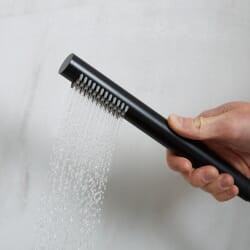 Kit Doccia con Miscelatore Termostatico Nero, Doccetta, Asta Saliscendi ed Erogatore per Vasca – 2 Vie – Nox