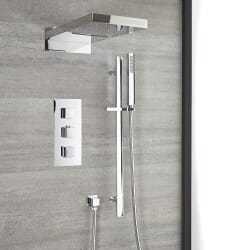 Set Doccia a Tre Funzioni con Deviatore, Soffione Effetto Pioggia e Cascata, Asta Saliscendi e Doccetta - Finitura Cromata - Kubix