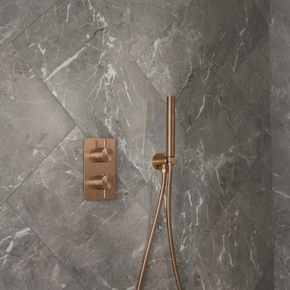 Kit Doccia con Miscelatore Termostatico con Doccetta - Scelta della finitura (1 Via) - Otto