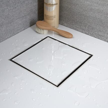 Kit Completo di Canaletta Doccia Quadrata e Griglia 200mm con Inserto Piastrellabile in Acciaio Inox