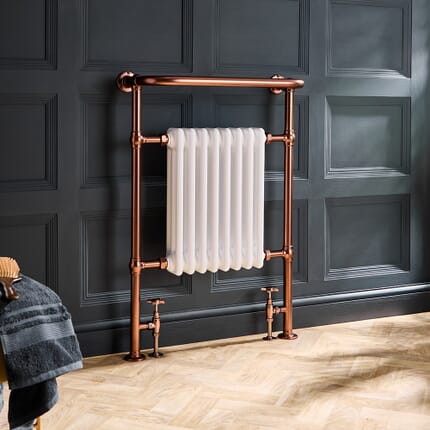 Scaldasalviette Tradizionale in Rame Satinato - 963mm x 673mm - con Barra Porta Salviette Sporgente - Elizabeth
