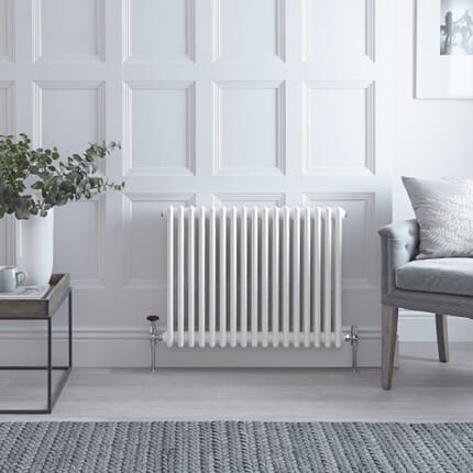 Radiatore Orizzontale Bianco Tradizionale a Tripla Colonna - 600mm x 785mm x 100mm - Regent