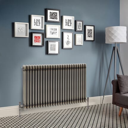 Radiatore a Colonna Tradizionale Orizzontale in Metallo Grezzo Laccato - 750mm x 1190mm (Tripla Colonna) - Regent