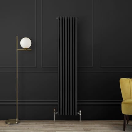 Radiatore Tradizionale a Doppia Colonna Verticale - Nero (Midnight Black) - Scelta di Dimensioni - Regent